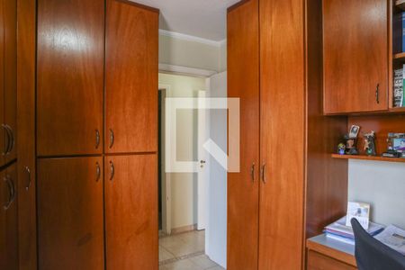 Apartamento à venda com 83m², 3 quartos e 2 vagas Apartamento à venda com 83m², 3 quartos e 2 vagasQuarto 2