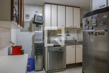 Apartamento à venda com 83m², 3 quartos e 2 vagas Apartamento à venda com 83m², 3 quartos e 2 vagasCozinha