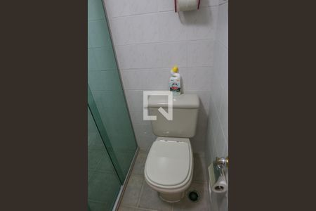 Apartamento à venda com 83m², 3 quartos e 2 vagas Apartamento à venda com 83m², 3 quartos e 2 vagasBanheiro Social