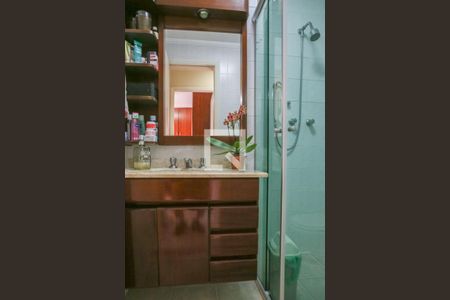 Apartamento à venda com 83m², 3 quartos e 2 vagas Apartamento à venda com 83m², 3 quartos e 2 vagasBanheiro Social