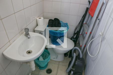 Apartamento à venda com 83m², 3 quartos e 2 vagas Apartamento à venda com 83m², 3 quartos e 2 vagasBanheiro de serviço