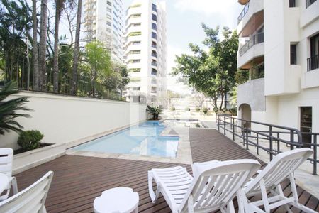 Apartamento à venda com 190m², 4 quartos e 3 vagasÁrea comum - Piscina