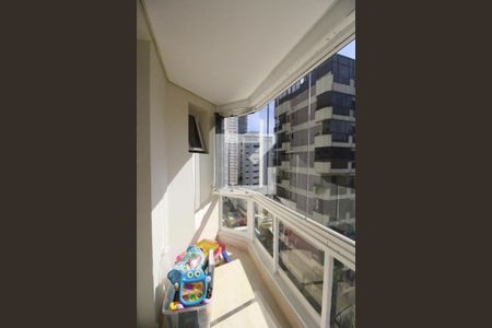 Apartamento à venda com 190m², 4 quartos e 3 vagasVaranda Sala TV