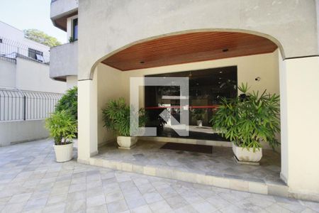 Apartamento à venda com 190m², 4 quartos e 3 vagasEntrada