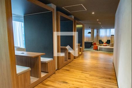 Studio à venda com 27m², 1 quarto e sem vaga Studio à venda com 27m², 1 quarto e sem vagaCoworking