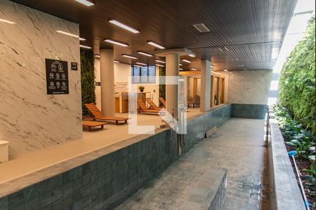 Studio à venda com 27m², 1 quarto e sem vaga Studio à venda com 27m², 1 quarto e sem vagaPiscina