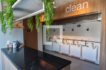 Studio à venda com 27m², 1 quarto e sem vaga Studio à venda com 27m², 1 quarto e sem vagaLavanderia