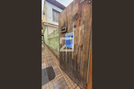 Studio para alugar com 34m², 1 quarto e sem vaga Studio para alugar com 34m², 1 quarto e sem vagaPlaca Instalada