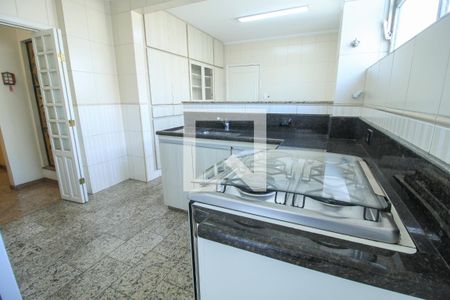 Apartamento para alugar com 148m², 4 quartos e 2 vagasCozinha