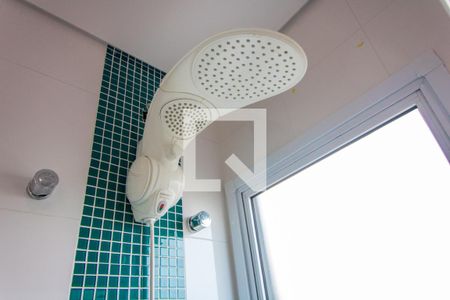 Casa à venda com 212m², 3 quartos e 7 vagasBanheiro do quarto 2