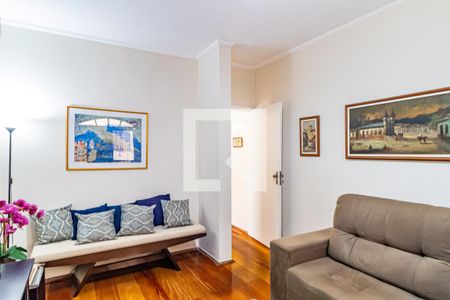 Casa à venda com 340m², 4 quartos e 4 vagasSala intima