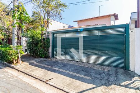 Casa à venda com 340m², 4 quartos e 4 vagasFachada