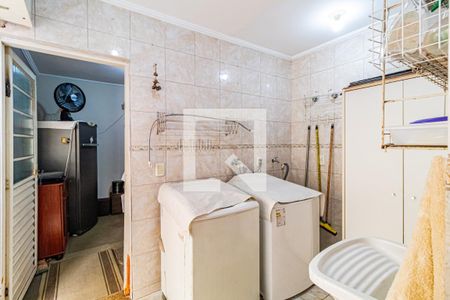 Casa à venda com 340m², 4 quartos e 4 vagasLavanderia