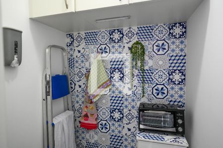 Apartamento à venda com 74m², 3 quartos e 1 vagaÁrea de Serviço
