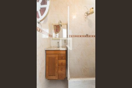 Casa para alugar com 170m², 3 quartos e 2 vagasBanheiro Suíte 1