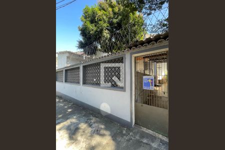 Casa para alugar com 170m², 3 quartos e 2 vagasFachada