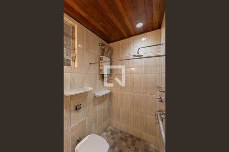 Casa para alugar com 170m², 3 quartos e 2 vagasBanheiro 