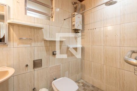 Casa para alugar com 170m², 3 quartos e 2 vagasBanheiro 