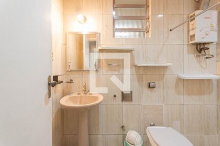 Casa para alugar com 170m², 3 quartos e 2 vagasBanheiro 