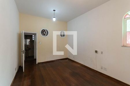 Casa para alugar com 170m², 3 quartos e 2 vagasQuarto 1