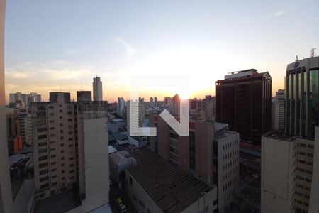 Vista do Quarto 1 de apartamento para alugar com 2 quartos, 57m² em Centro, Campinas