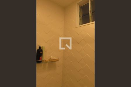 Apartamento à venda com 180m², 3 quartos e 3 vagasBanheiro social