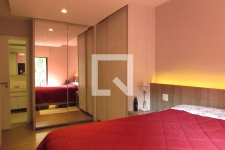 Apartamento à venda com 180m², 3 quartos e 3 vagasSuíte 1