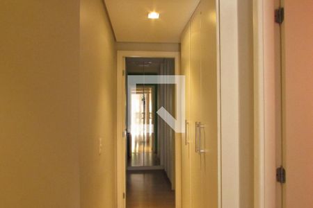 Apartamento à venda com 180m², 3 quartos e 3 vagasRoupeiro