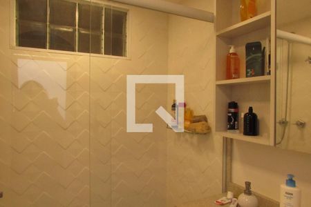 Apartamento à venda com 180m², 3 quartos e 3 vagasSuíte 2 - banheiro