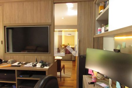Apartamento à venda com 180m², 3 quartos e 3 vagasOffice e Home Theater