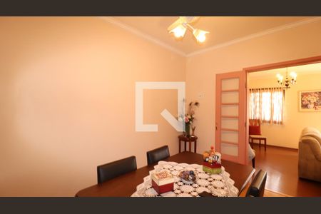 Casa à venda com 200m², 4 quartos e 4 vagasSala de Jantar