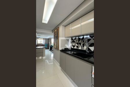 Apartamento para alugar com 134m², 2 quartos e 2 vagasCozinha