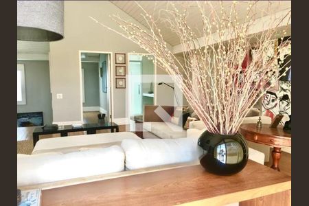 Casa à venda com 948m², 4 quartos e 6 vagas