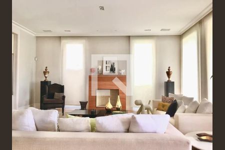 Casa à venda com 948m², 4 quartos e 6 vagas