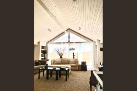 Casa à venda com 948m², 4 quartos e 6 vagas