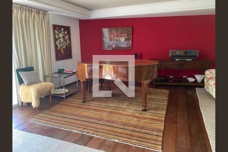 Casa à venda com 5 quartos, 1064m² em Vila Tramontano, São Paulo