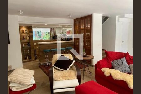 Casa à venda com 5 quartos, 1064m² em Vila Tramontano, São Paulo
