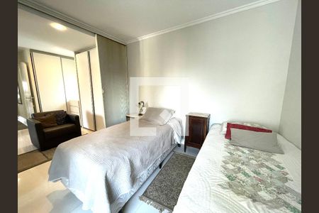 Apartamento à venda com 156m², 3 quartos e 2 vagasSuíte