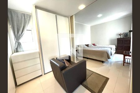 Apartamento à venda com 156m², 3 quartos e 2 vagasSuíte