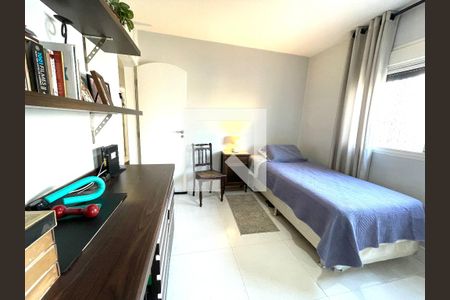 Apartamento à venda com 156m², 3 quartos e 2 vagasQuarto