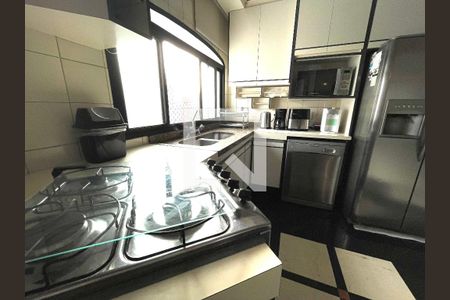 Apartamento à venda com 156m², 3 quartos e 2 vagasCozinha