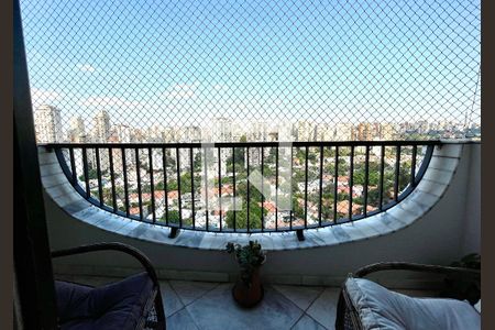 Sacada de apartamento à venda com 3 quartos, 156m² em Perdizes, São Paulo