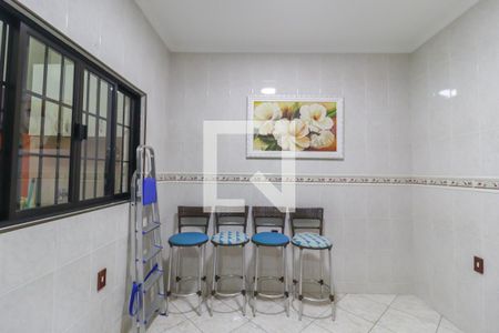 Casa à venda com 175m², 3 quartos e 3 vagasCozinha e Área de Serviço