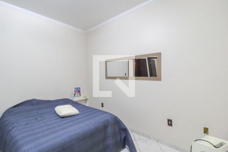 Casa à venda com 175m², 3 quartos e 3 vagasSuíte