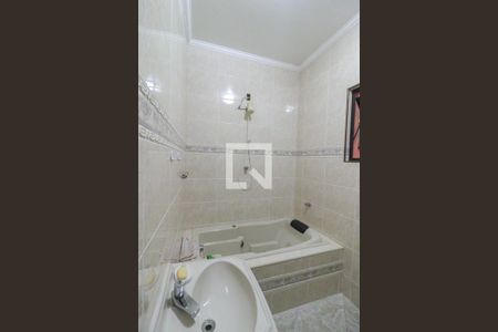 Casa à venda com 175m², 3 quartos e 3 vagasSuíte
