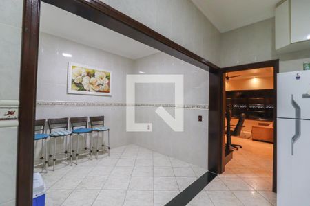 Casa à venda com 175m², 3 quartos e 3 vagasCozinha e Área de Serviço