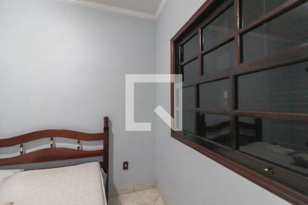 Casa à venda com 175m², 3 quartos e 3 vagasQuarto 2
