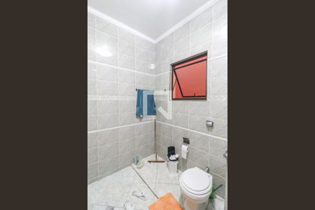 Casa à venda com 175m², 3 quartos e 3 vagasBanheiro