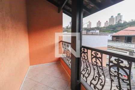 Casa à venda com 175m², 3 quartos e 3 vagasSacada