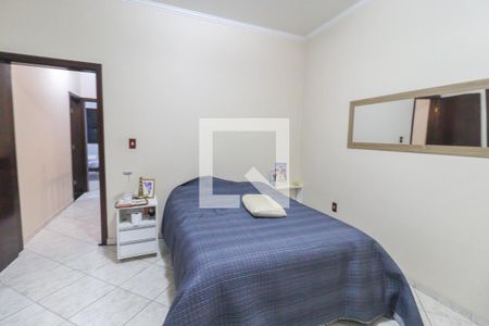 Casa à venda com 175m², 3 quartos e 3 vagasSuíte